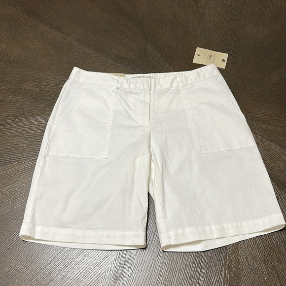 NWT GH BASS Horizon Chino 9” Relaxed Fit White Shorts, Women’s Size 6 - Picture 3 of 11